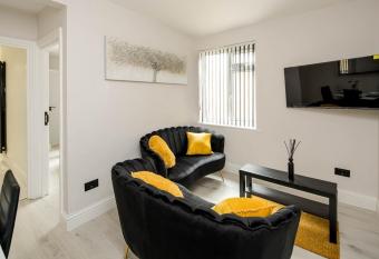 CommonSide Luxury allows 18 year olds to book a room