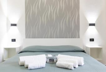 Residenza De Vita allows 18 year olds to book a room