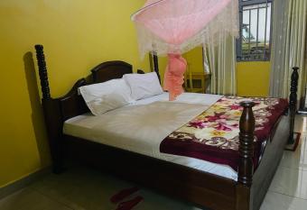 Grace B&B has rooms with a private hot tub