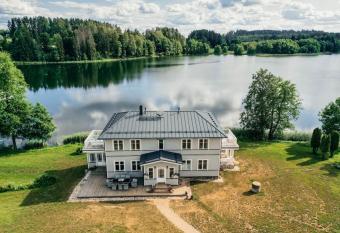 V  ike-Juusa k  laliskorter has Balcony rooms