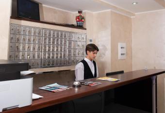 Hotel New Sayonara has Smoking/Balcony rooms