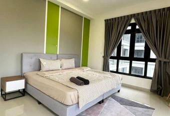 1320 Meridin Cozy Legoland Netflix By STAY allows 18 year olds to book a room