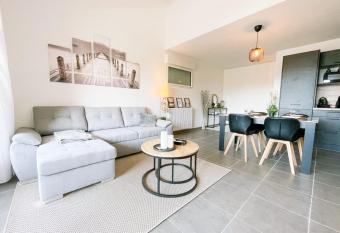 Contemporary escape with views of the Vercors #FU has Balcony rooms