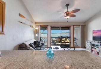 Tommy's Place with 27 Boat Slip and Lift allows 18 year olds to book a room