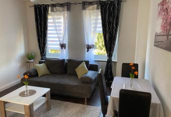 Ferienwohnung Pension Sofia 2 has Balcony rooms