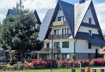 Pokoje i Apartament U Ireny has Balcony rooms