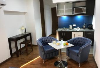 Departamento BLUE allows 18 year olds to book a room