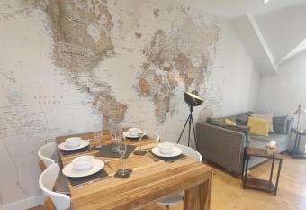 Light modern 1 bedroom apartment has Balcony rooms