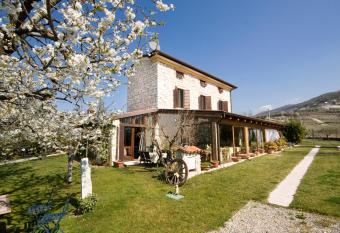 Villa Gesi allows 18 year olds to book a room