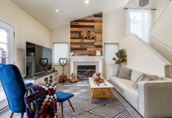 Dolphin has Balcony rooms