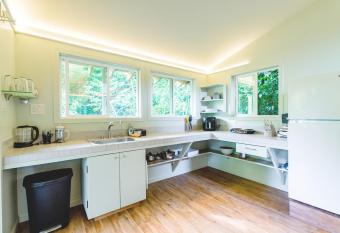 NEW! - PonoMana Zen Cottage has Balcony rooms