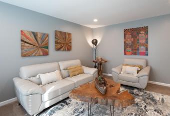 Cardoza has Balcony rooms