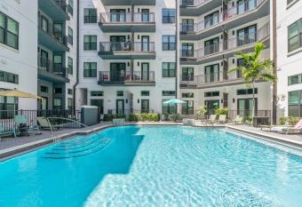 Perfect Getaway Rentals LLC allows 18 year olds to book a room