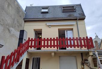 Appartement Berck sur Mer has Balcony rooms