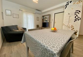 COSTANT S HOUSE allows 18 year olds to book a room