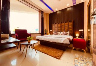 The Starlet Prime, A Hidden Peaceful Stay has Balcony rooms