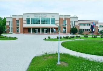 Sumqait Olimpiya Idman Kompleksi has Balcony rooms