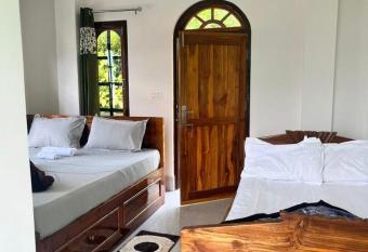 Garima Homestay Sittong has Balcony rooms