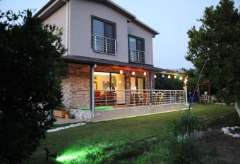 Villa Green has Smoking rooms