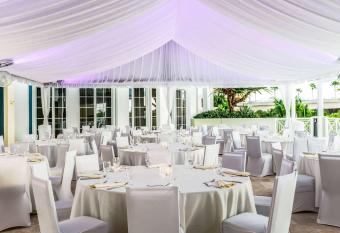 Wyndham Grand Jupiter at Harbourside Place has Balcony rooms