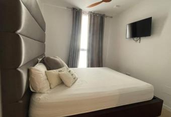 San Antonio flat allows 18 year olds to book a room