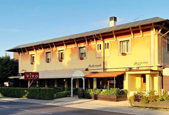 Vivo Hotel allows 18 year olds to book a room