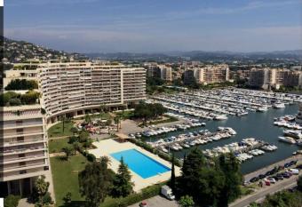 Magnifique studio Clim Piscine-RES Concorde has Balcony rooms