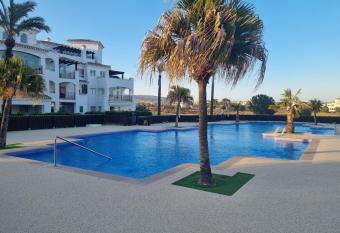 2 chambres    coucher    Sucina has rooms with a private hot tub