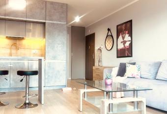 DowntownApartments Carrie has Balcony rooms