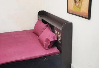 Advetam has Smoking rooms