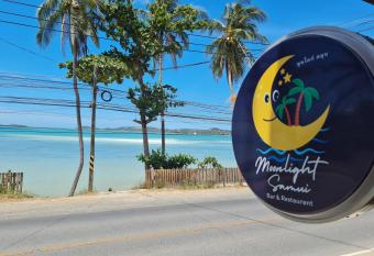 Moonlight samui apartment has Balcony rooms