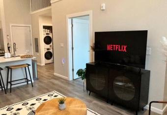 Home Haven, Walk to Little Italy & Wooster Square allows 18 year olds to book a room