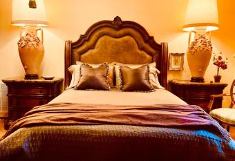 Sundance Suite - Prairie Rose B&B allows 18 year olds to book a room