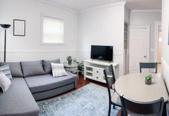 Historic peaceful apartment has Balcony rooms