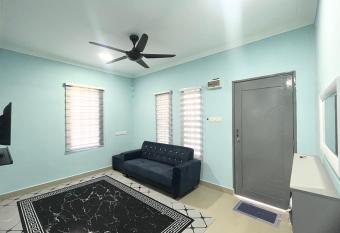 Baiduri Homestay has Balcony rooms