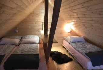 H  hnerhaus has Balcony rooms