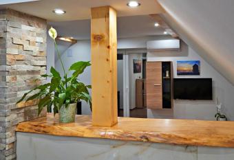 Apartman Tilia has Balcony rooms