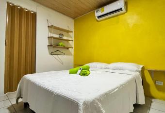 Cabinas Golfito allows 18 year olds to book a room