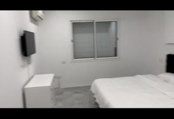                     has rooms with a private hot tub