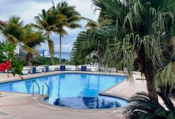 SUITE DENTRO DEL CLUB CASA BLANCA EN SAME has Balcony rooms