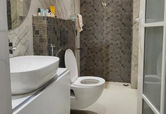 THE BLACK ROOF has Smoking/Balcony rooms