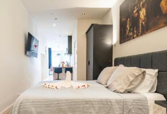 Stylish studio in the heart of Breda city center allows 18 year olds to book a room