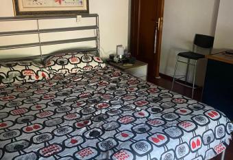 maison du monde has Balcony rooms