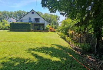Haus am See und Berlinnah has Balcony rooms