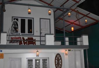 Ivory Luxury Cottages in virajpet has Smoking/Balcony rooms