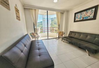 Descanso inolvidable cerca a la playa has Balcony rooms