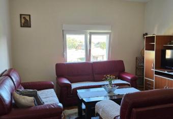 Apartman Gajic has Balcony rooms