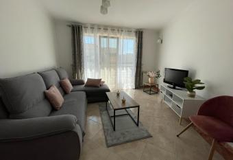 Appartement T1 Centre Pombal has Balcony rooms