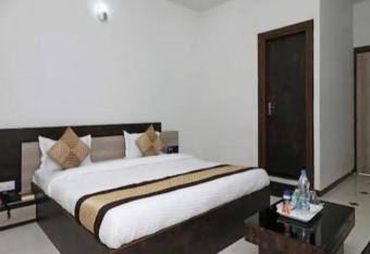 Bed n Breakfast only 699 allows 18 year olds to book a room