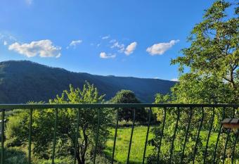 Willi s Moselschl  sschen has Balcony rooms